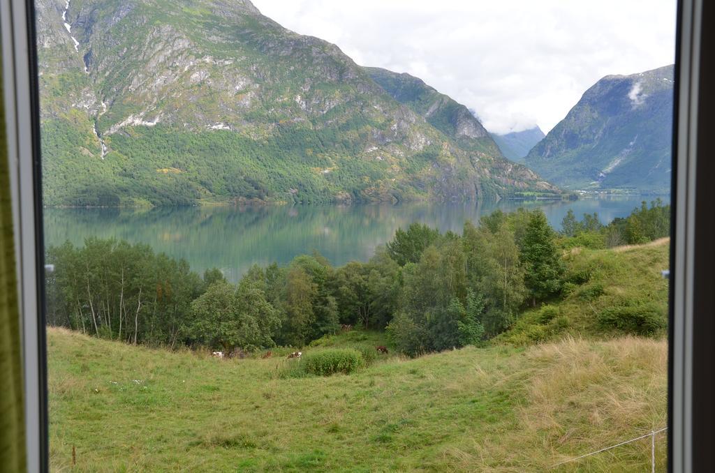 Vila Tunold Gard - Gamle Huset Mindresunde Exteriér fotografie